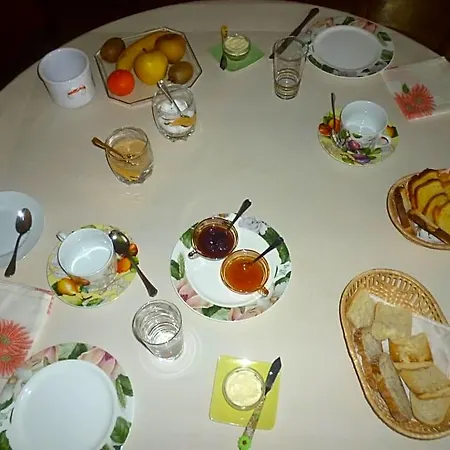 Le Clos Des Rosiers Frühstückspension