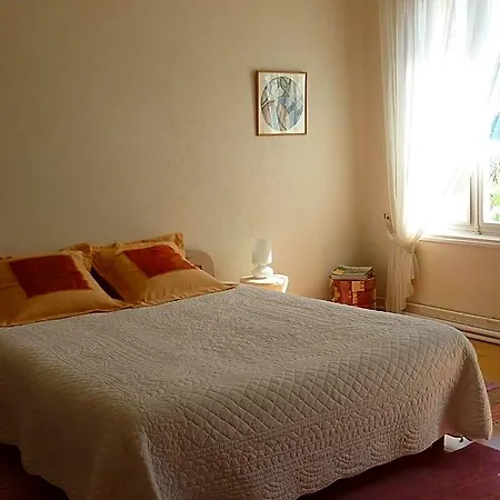 Le Clos Des Rosiers 3*