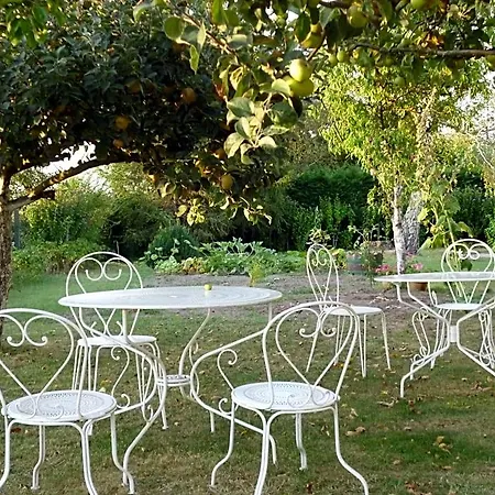 Le Clos Des Rosiers 3*