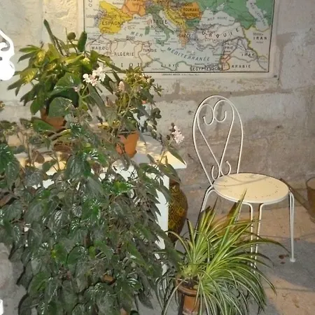 Le Clos Des Rosiers Alojamento de Acomodação e Pequeno-almoço Saint-Émilion