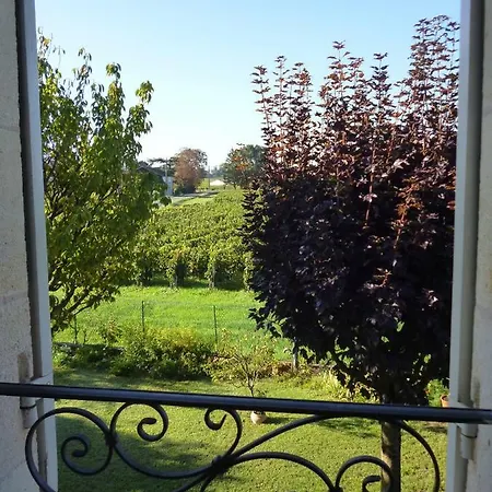 Le Clos Des Rosiers Alojamento de Acomodação e Pequeno-almoço Saint-Émilion
