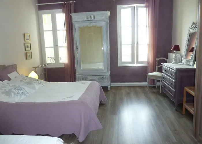 Le Clos Des Rosiers Bed & Breakfast